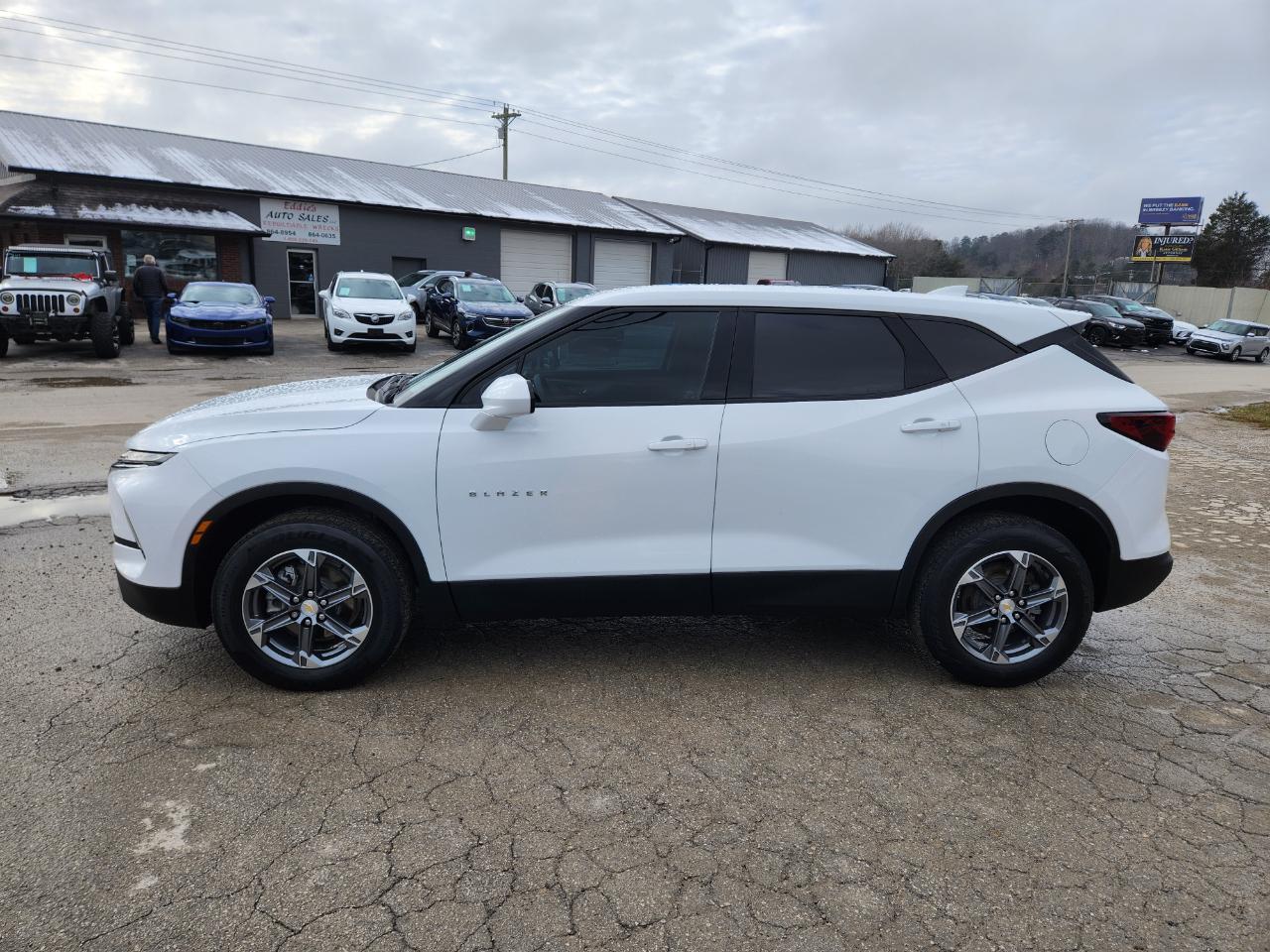 2023 Chevrolet Blazer photo 4
