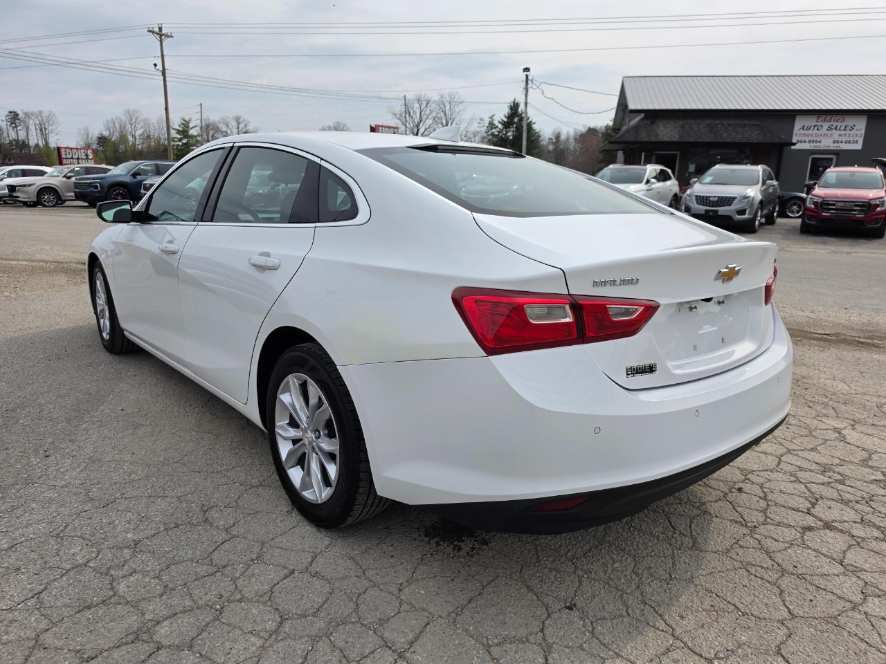 2024 Chevrolet Malibu photo 5