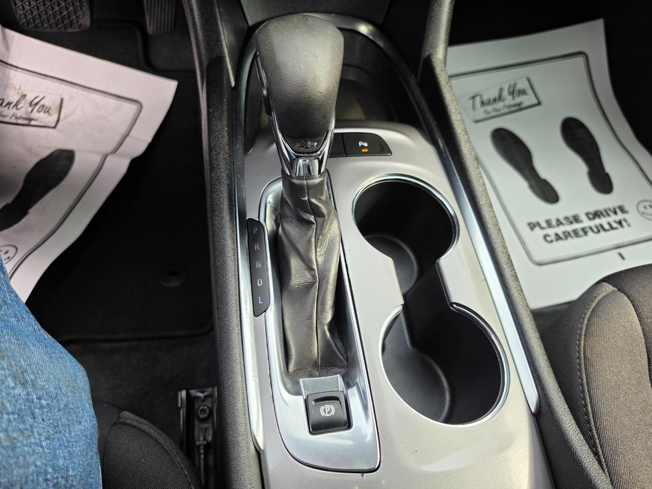 2024 Chevrolet Malibu photo 13