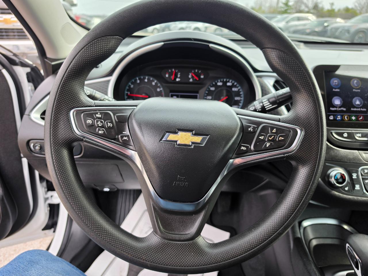 2024 Chevrolet Malibu photo 18