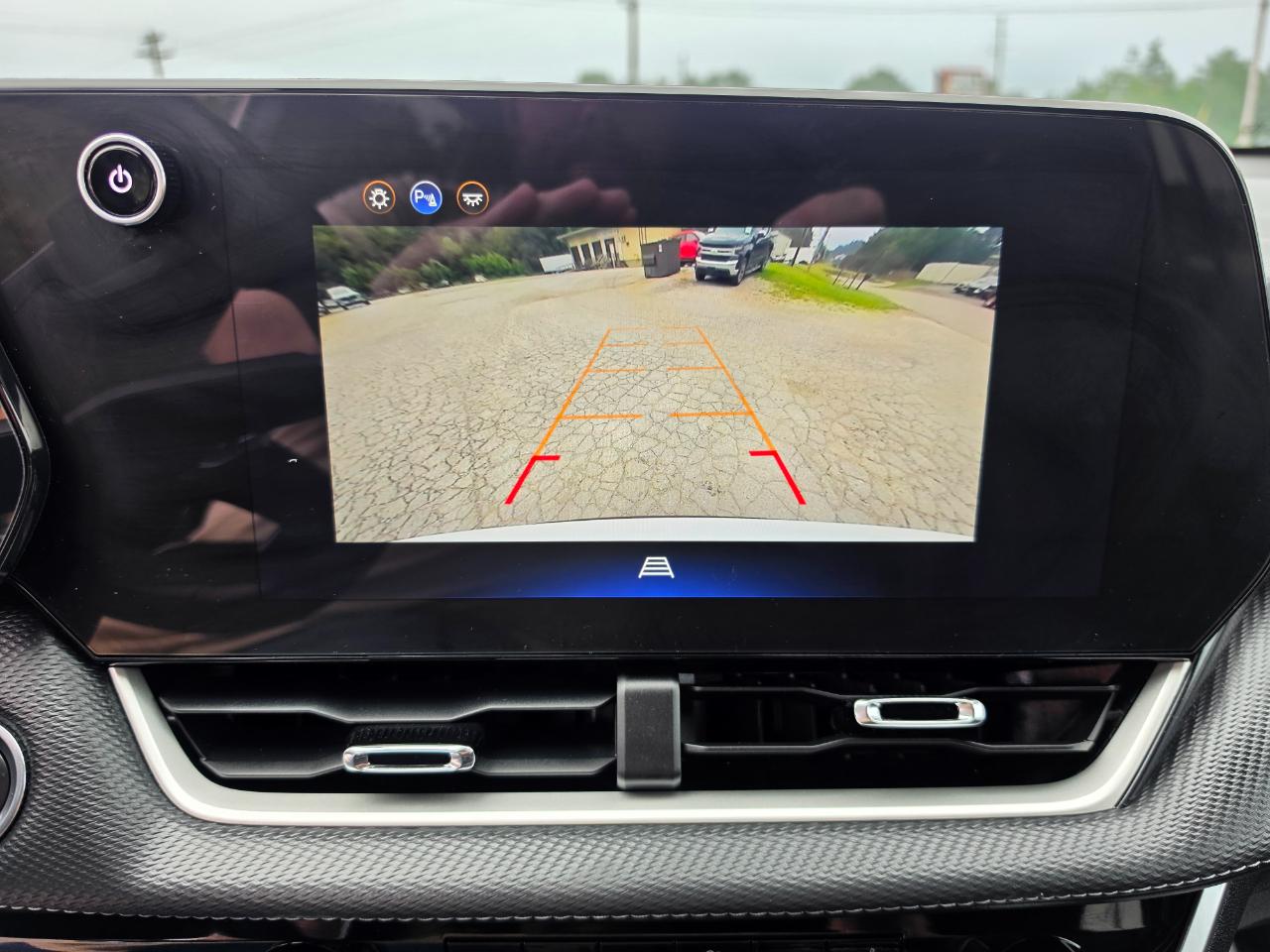 2026 Chevrolet Equinox photo 16