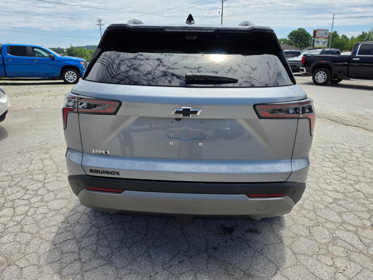 2025 Chevrolet Equinox photo 6
