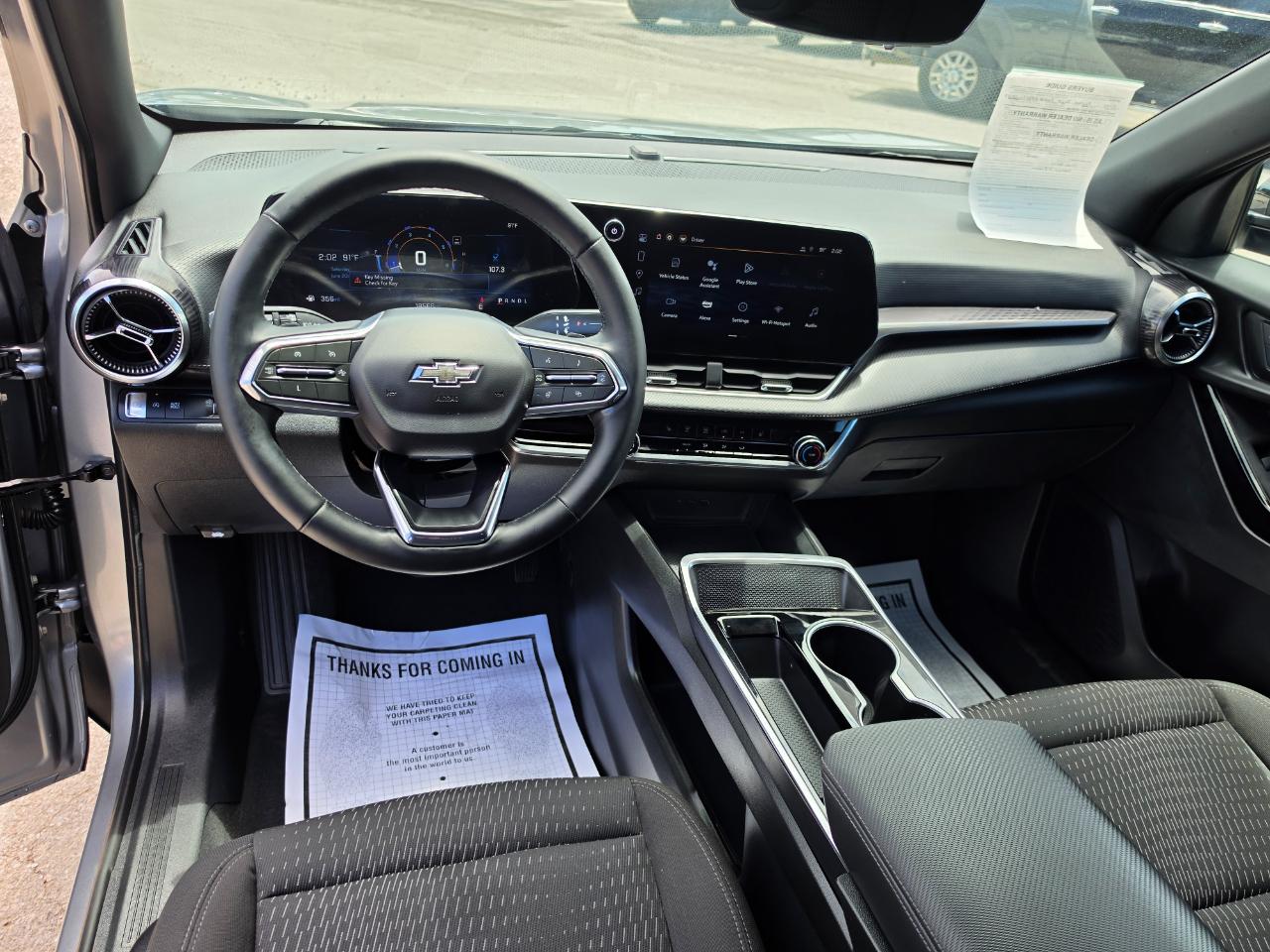 2025 Chevrolet Equinox photo 12