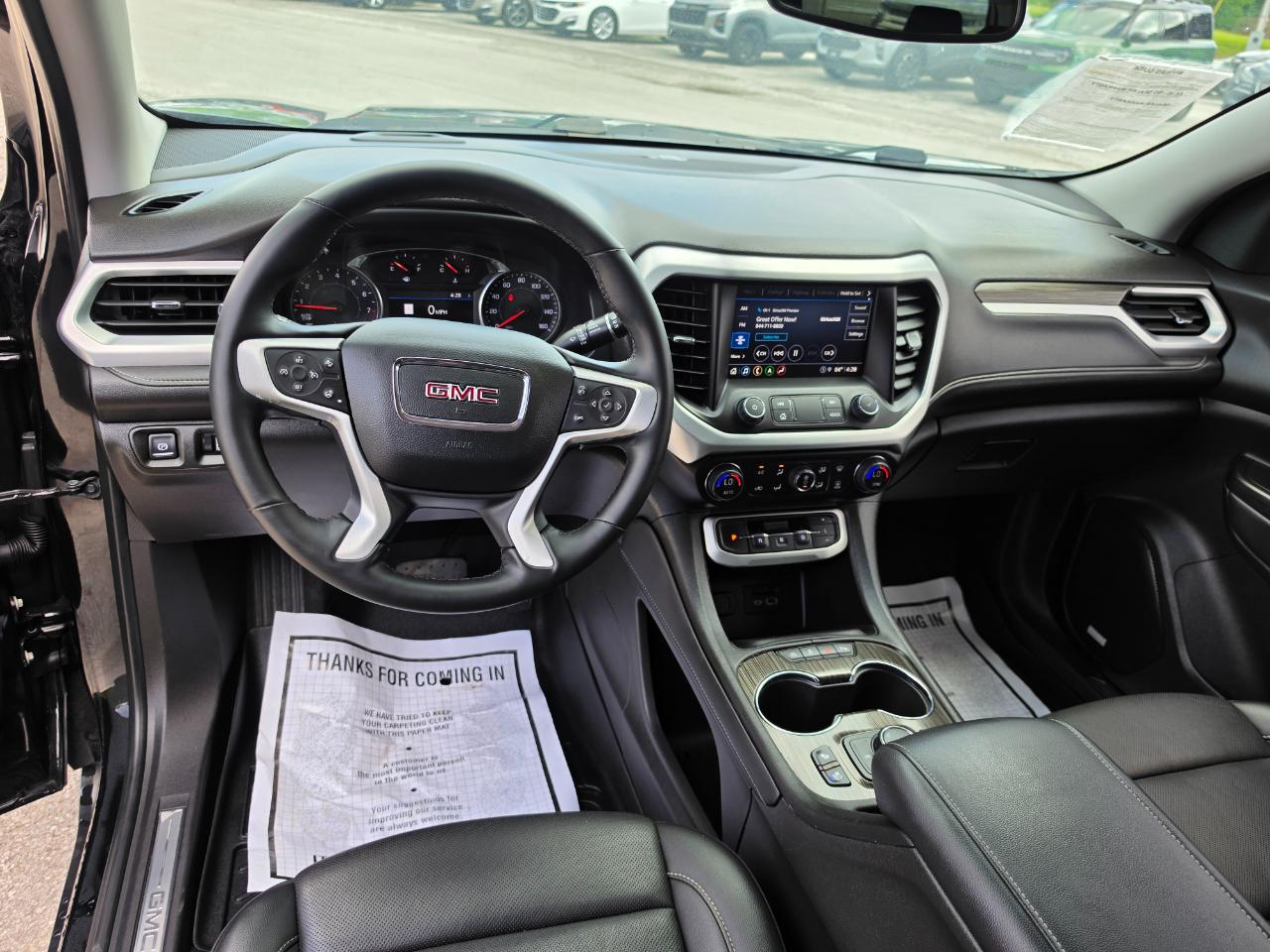 2023 GMC Acadia photo 12