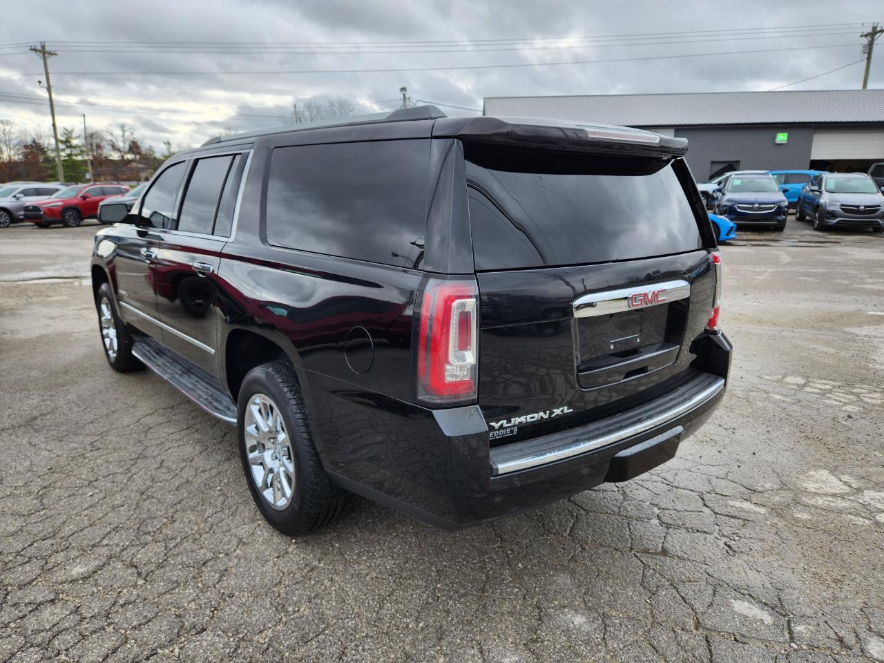 2015 GMC Yukon XL photo 5