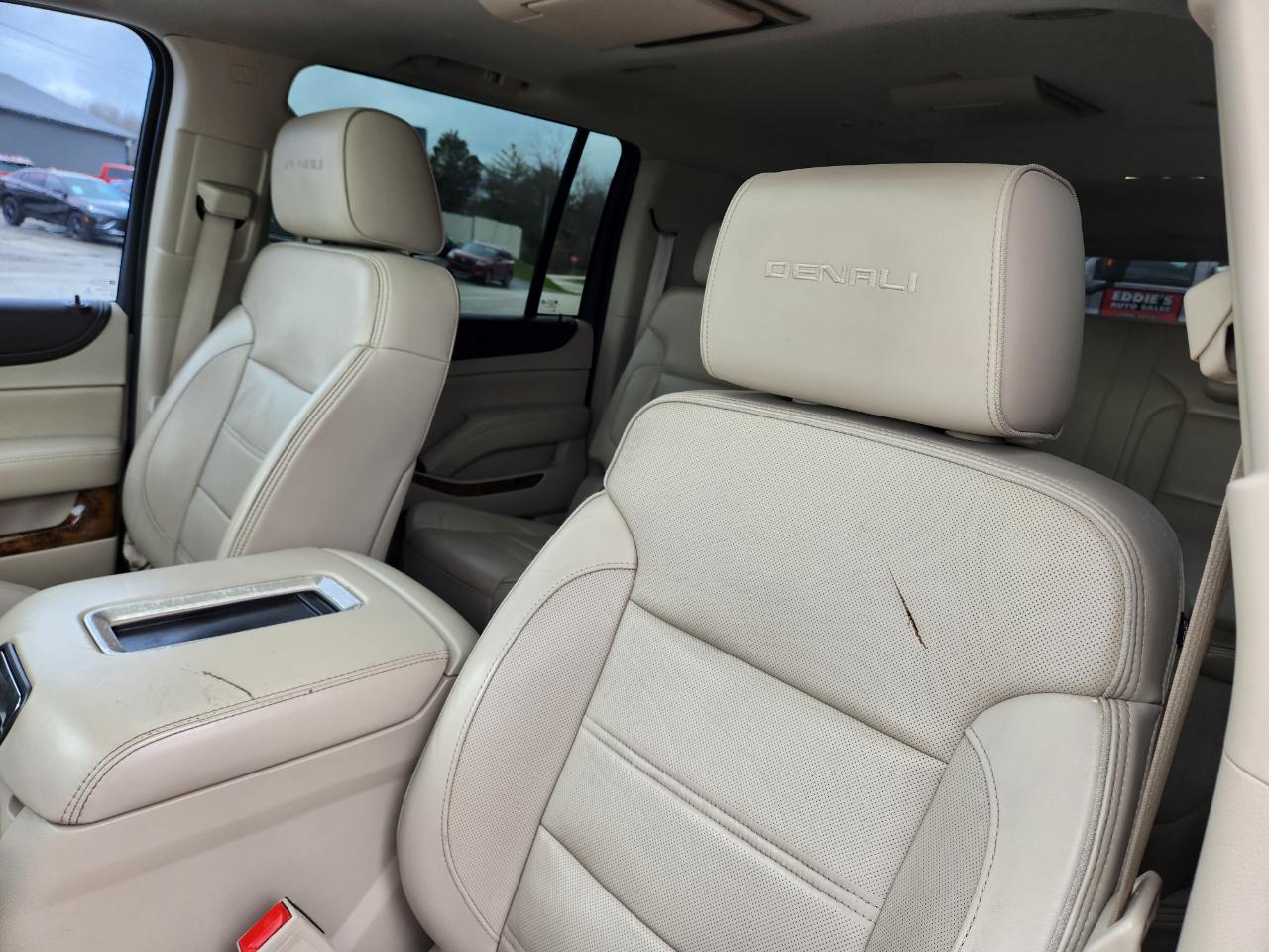 2015 GMC Yukon XL photo 11