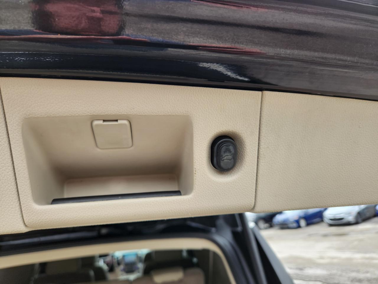 2015 GMC Yukon XL photo 33