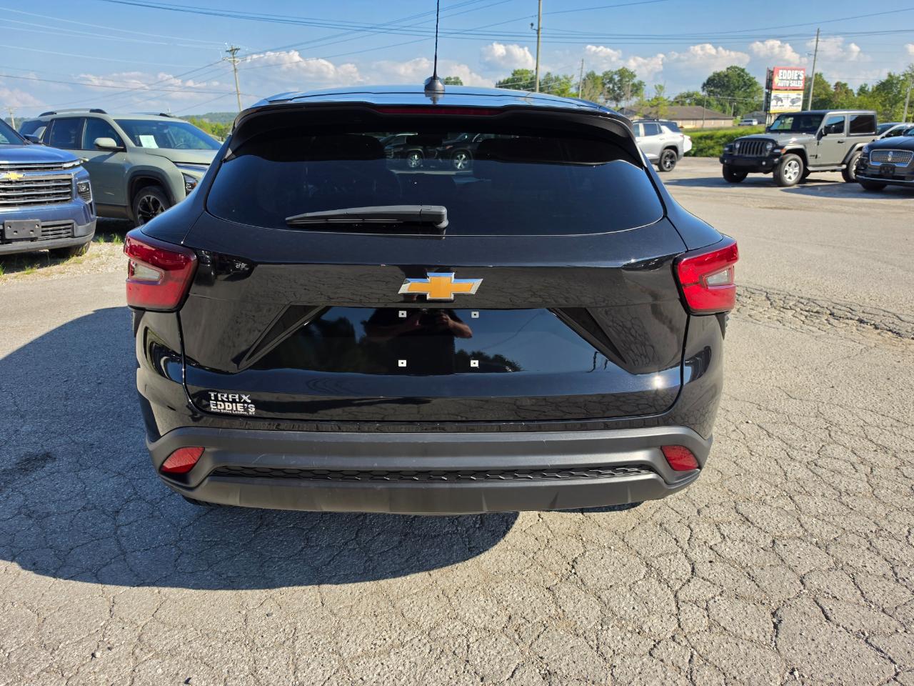 2025 Chevrolet Trax photo 6