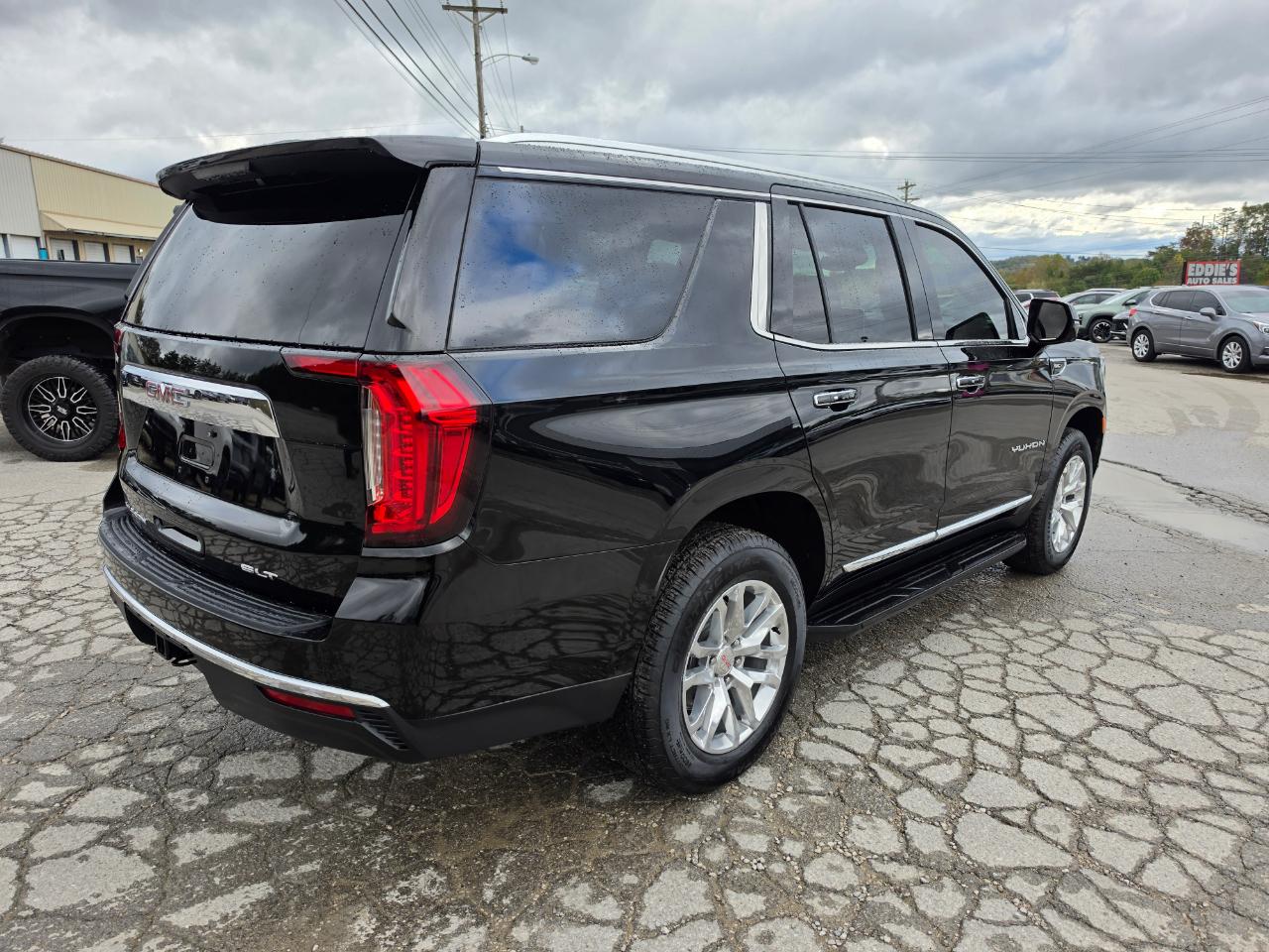 2024 GMC Yukon photo 7