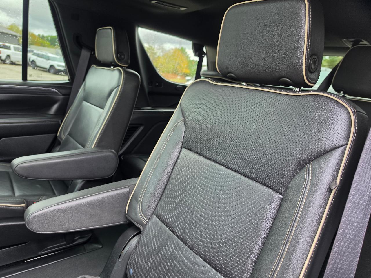 2024 GMC Yukon photo 28