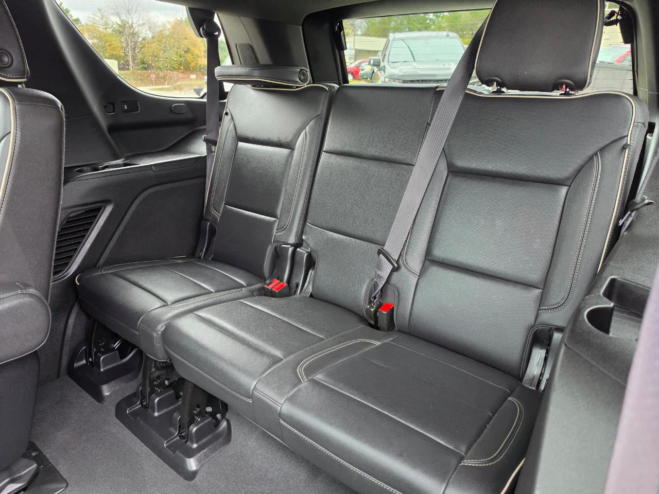 2024 GMC Yukon photo 30