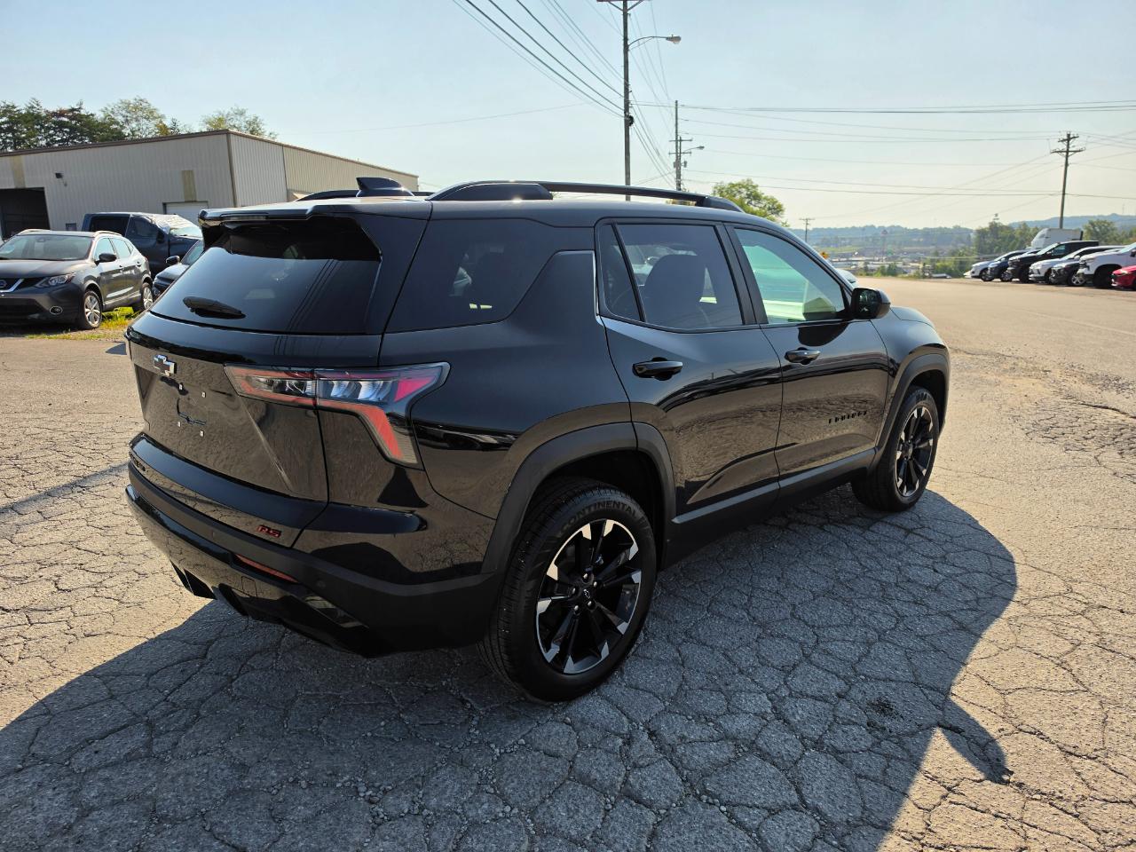 2025 Chevrolet Equinox photo 7