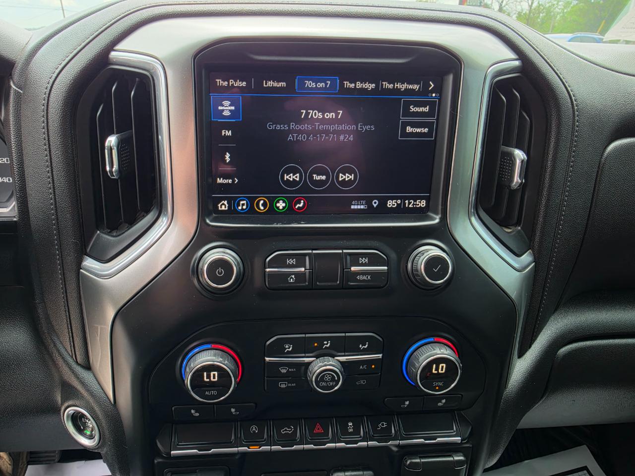 2019 Chevrolet Silverado 1500 photo 16