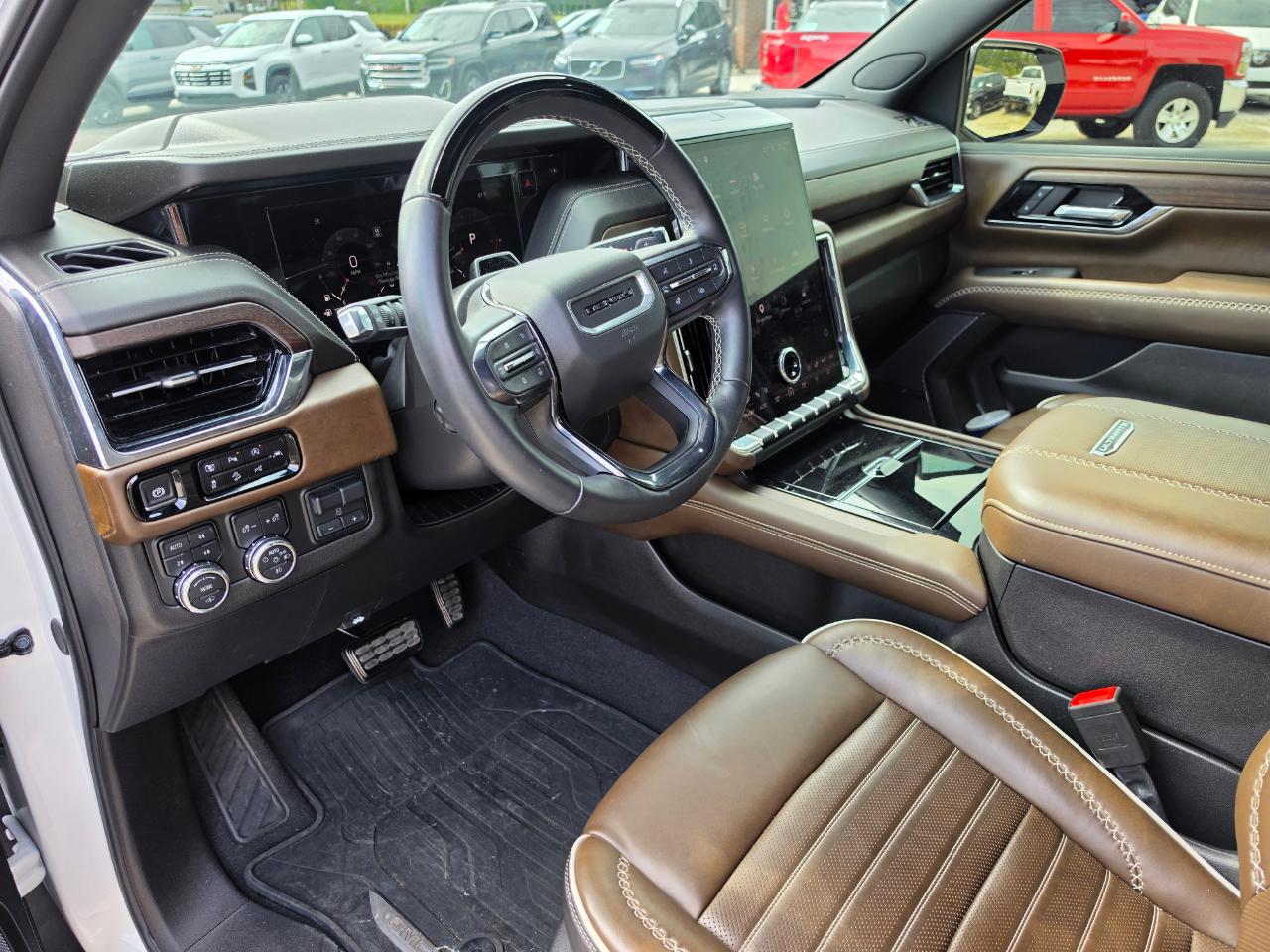 2025 GMC Yukon photo 9