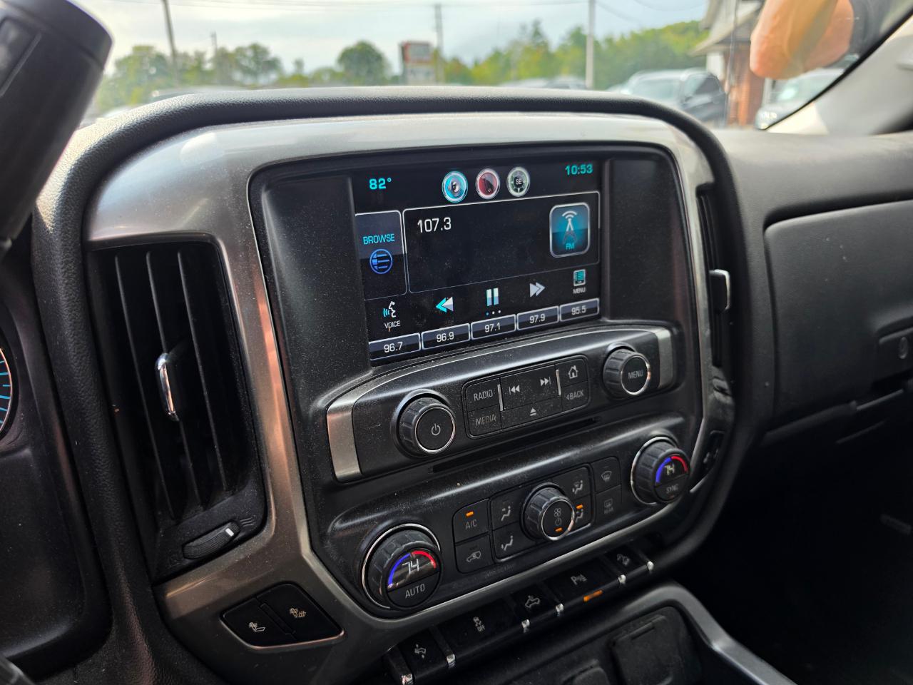 2016 Chevrolet Silverado 1500 photo 9